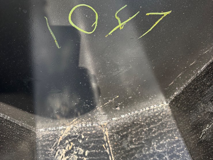 #1047-•-40-in.-skid-steer-spade-bucket-image-1