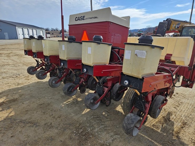 international-30-image-19