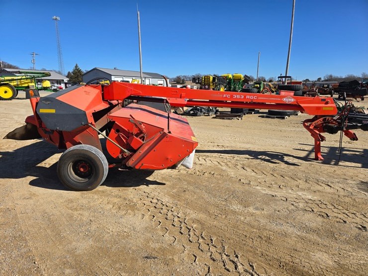 kuhn-fc353-image-8