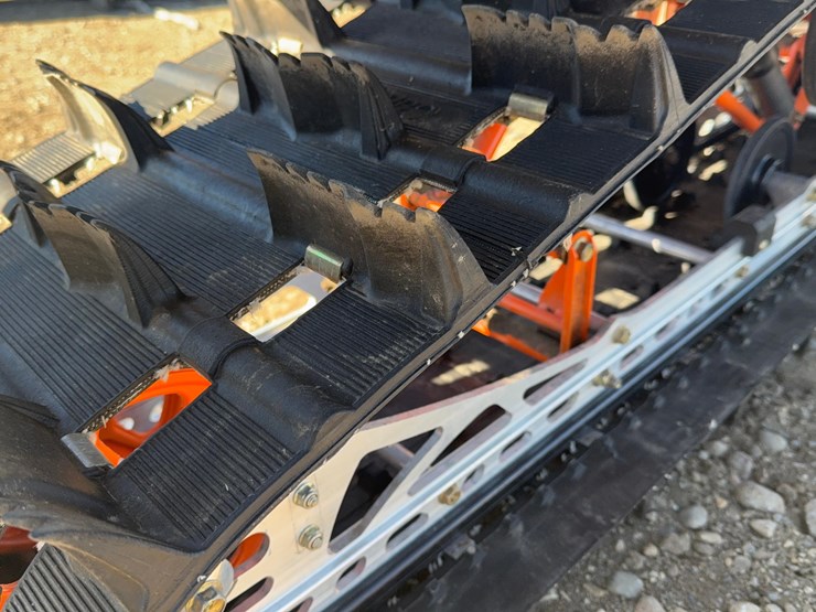 2008-arctic-cat-m1000-snowmobile-image-17