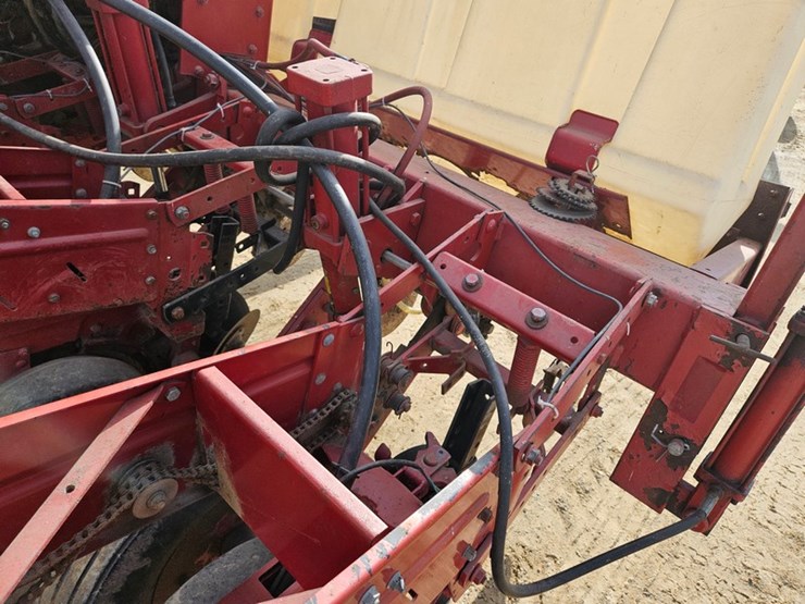 international-30-image-22