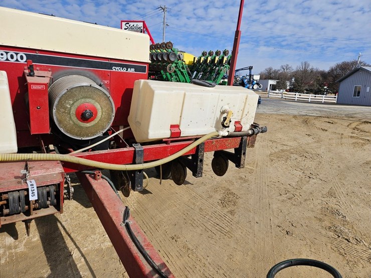 international-30-image-12