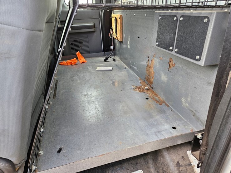 2012-ford-f350-image-31