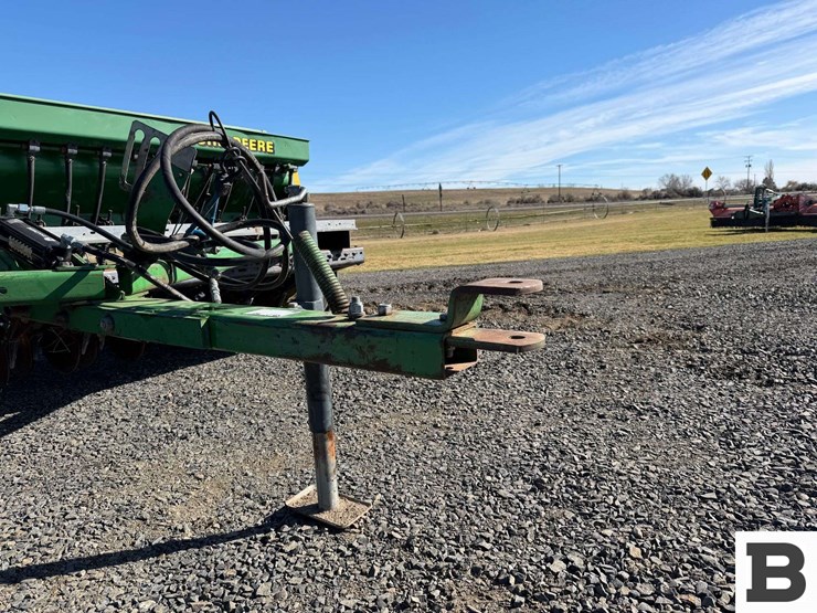 john-deere-450-image-8