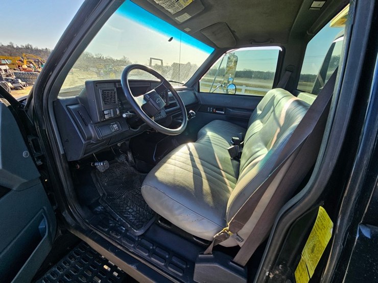 2002-caterpillar-3126-image-25