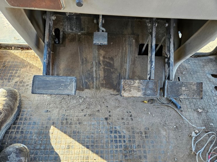 case-ih-2594-image-18