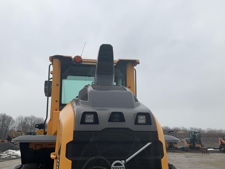 2019-volvo-l70h-image-42