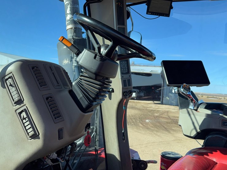 2012-case-ih-steiger-350-hd-tractor-image-36