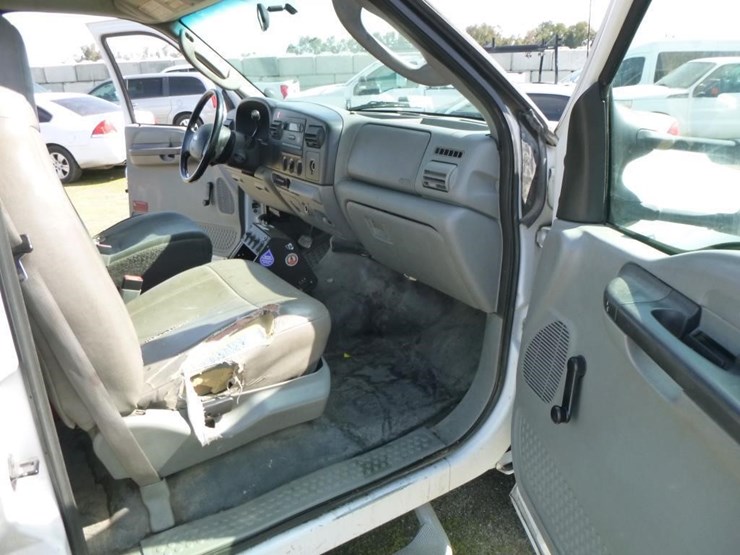 2007-ford-f450-image-18