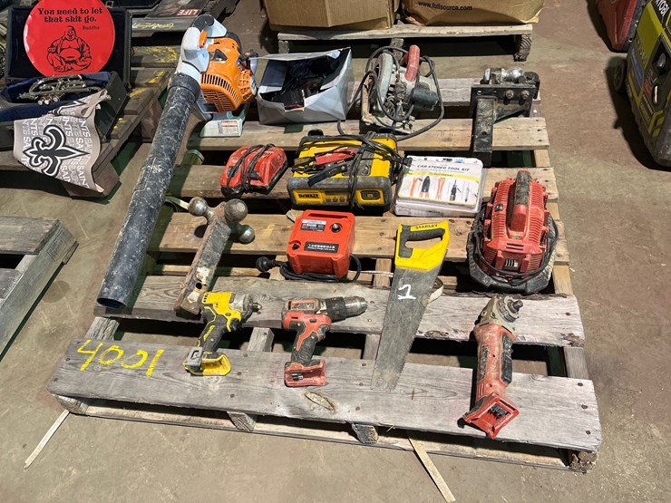 #4001-•-misc-lot-of-assorted-items-image-1