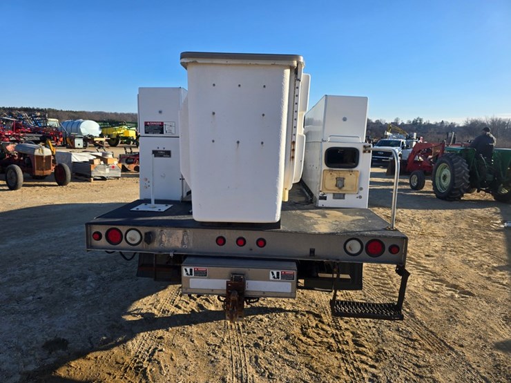 2008-ford-f550-image-4