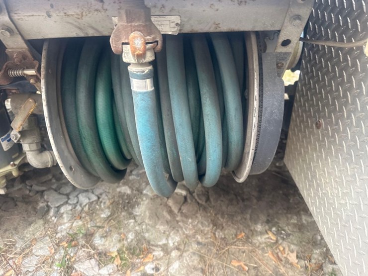 2005-international-7400-image-9