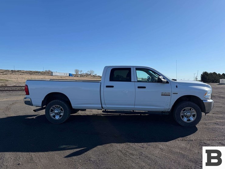 2017-dodge-2500-image-7