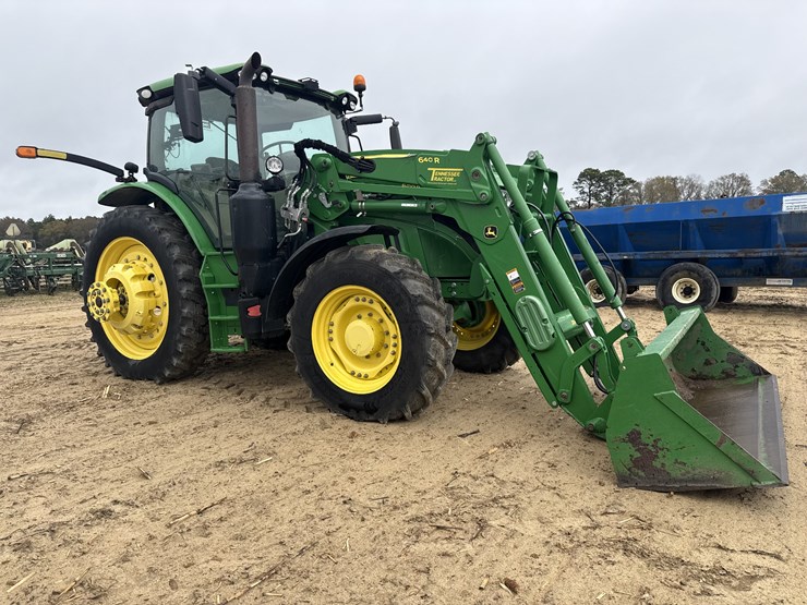 2016-john-deere-6155r-image-2