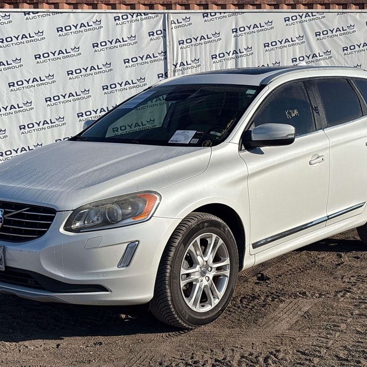 2016 VOLVO XC60