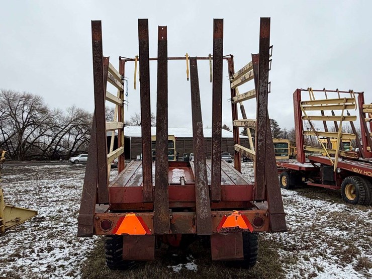 new-holland-1075-image-4