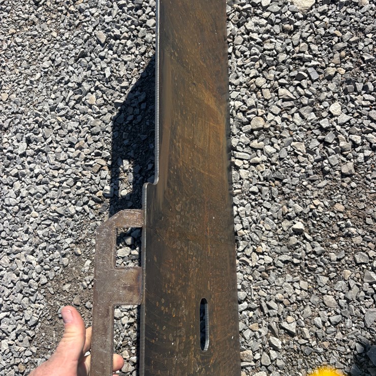 #1038 • Formed Skid Steer Frame