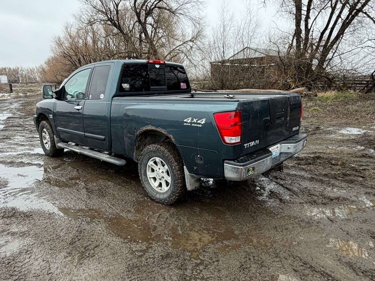 2004-nissan-titan-image-4