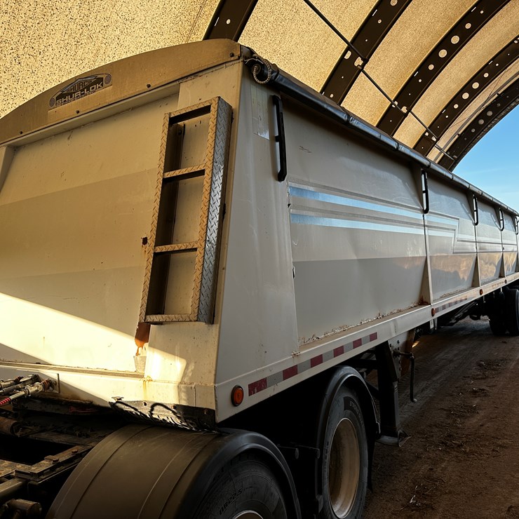 #209044 • Wheeler Hopper Bottom Trlr