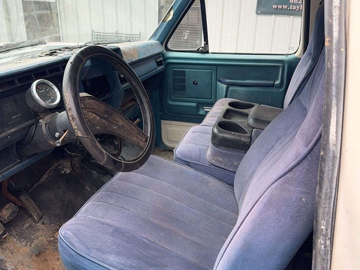 1983-ford-bronco-image-11