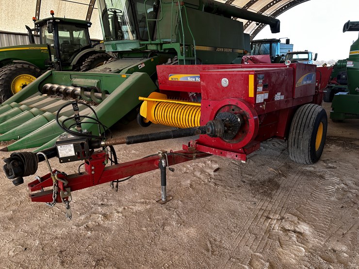 2018-new-holland-bc5070-image-1