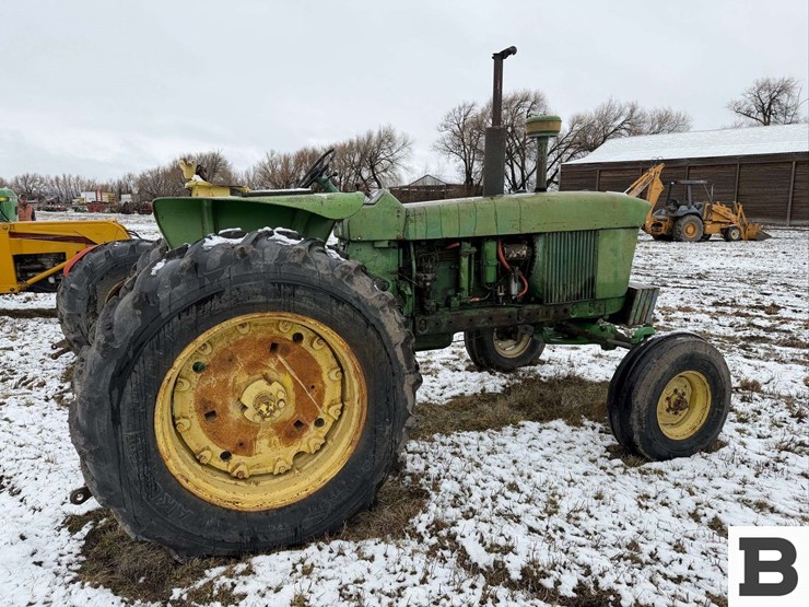 john-deere-4010-image-7