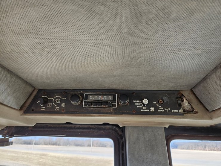 case-ih-2096-image-30