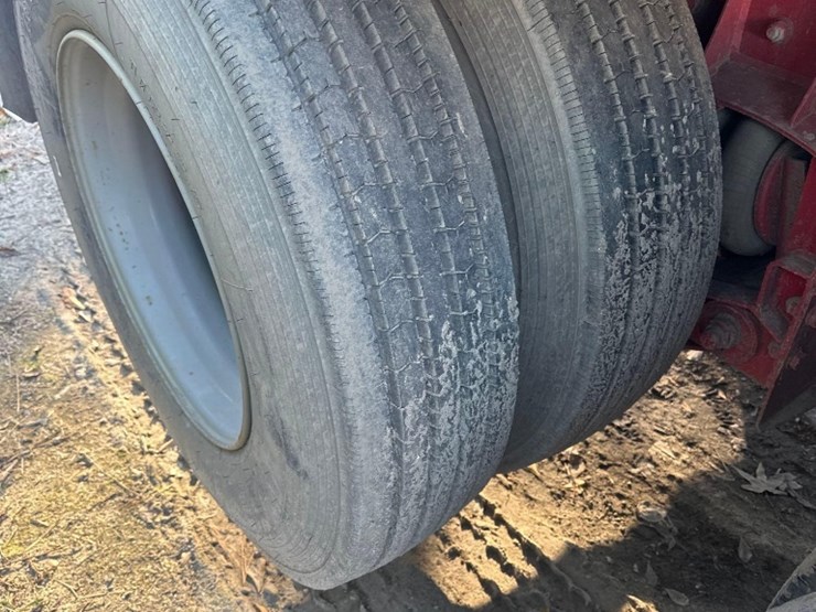 2019-kenworth-t800-image-9