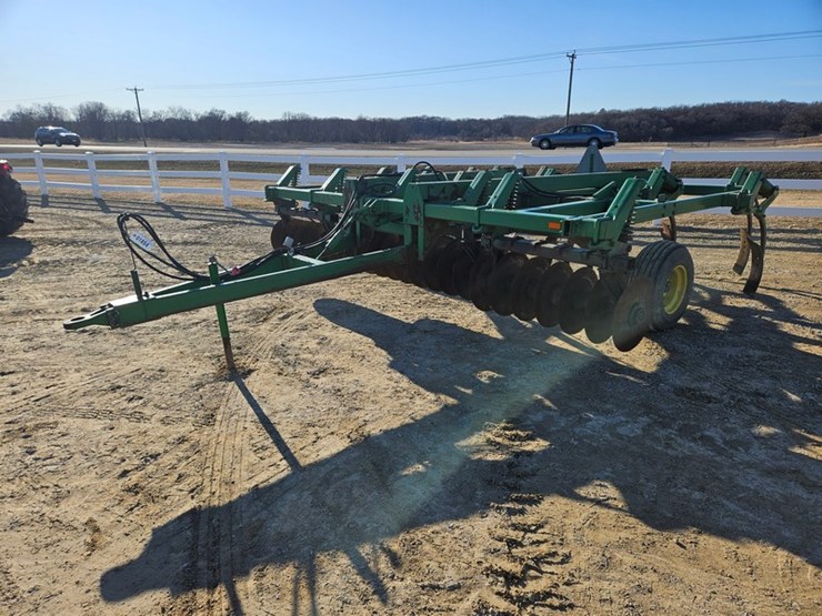 john-deere-712-image-1