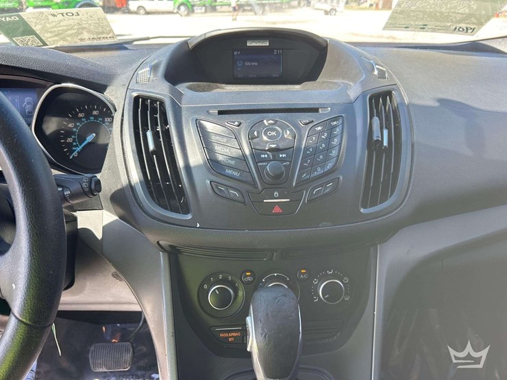 2014-ford-escape-image-17