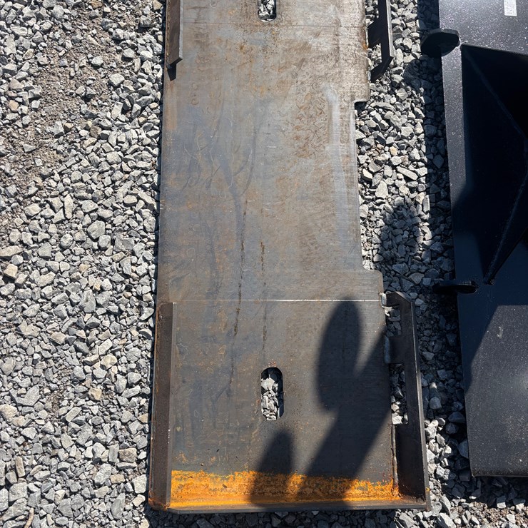 #1039 • Formed Skid Steer Frame