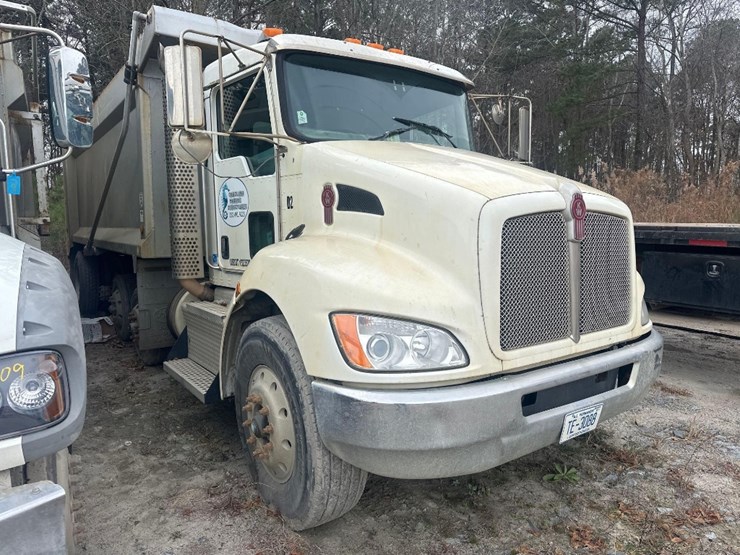 2015-kenworth-t370-image-2