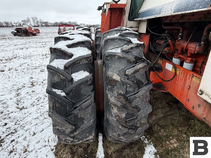 case-2670-tractor-image-29