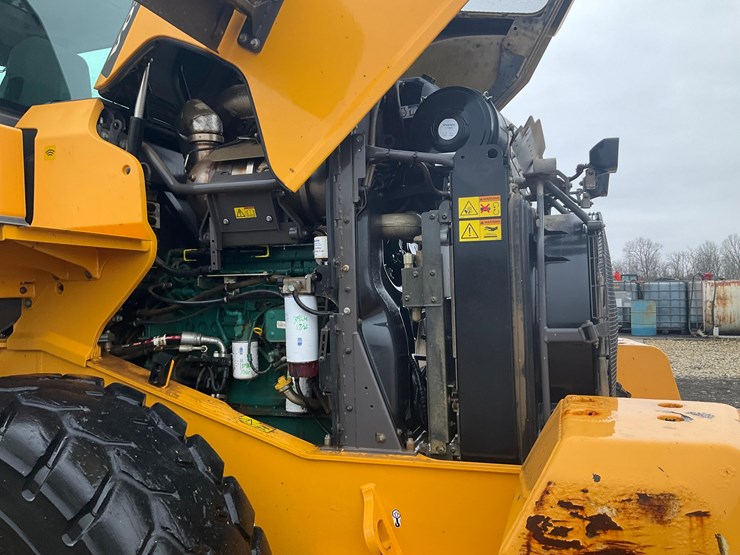 2019-volvo-l70h-image-27