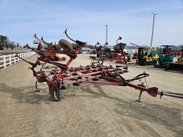 international-22-image-7