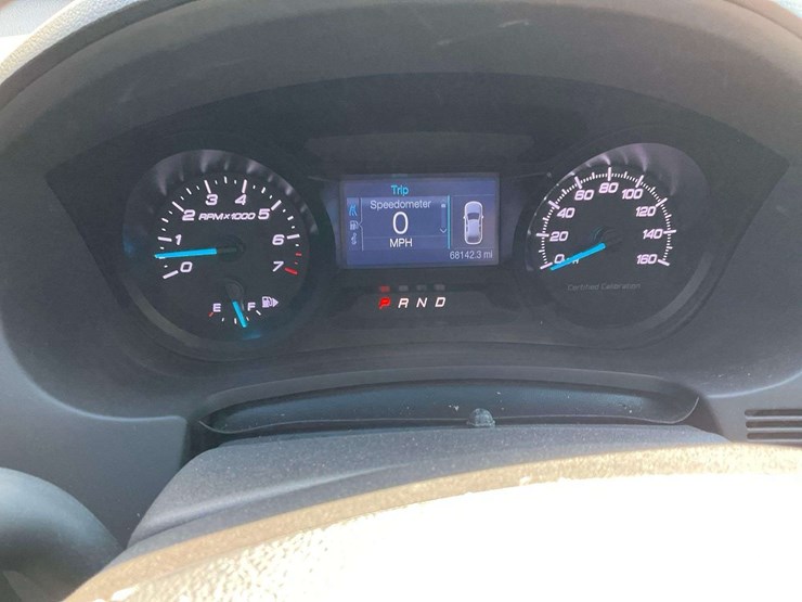 2015-ford-explorer-image-13