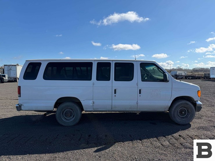 2006-ford-econoline-350-image-6