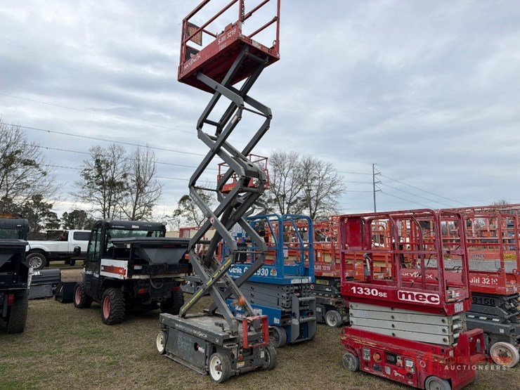 2013-skyjack-sjiii3219-image-1