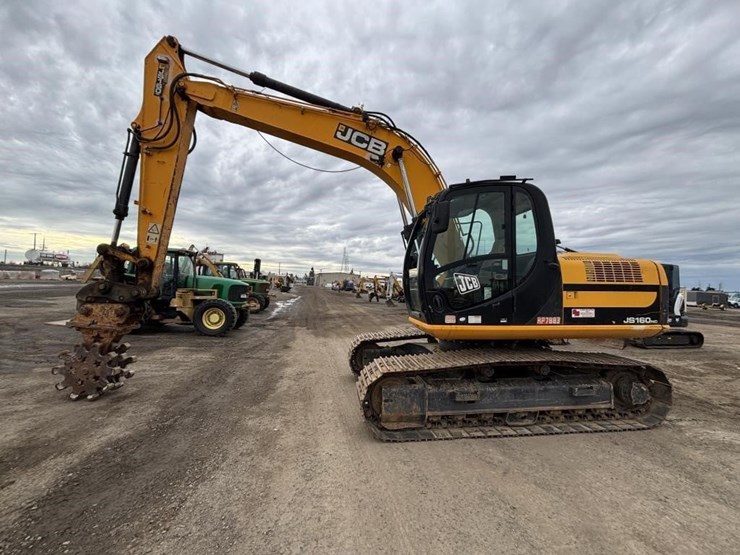 2012-jcb-js160-image-5