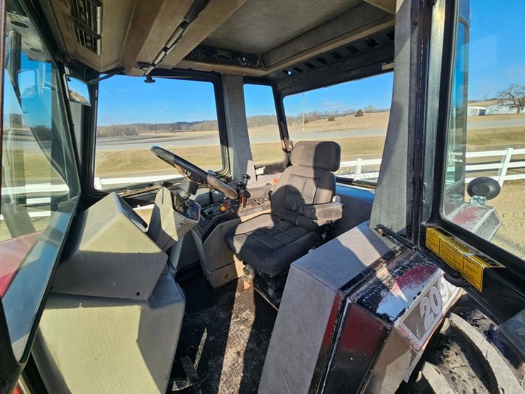 case-ih-2096-image-17