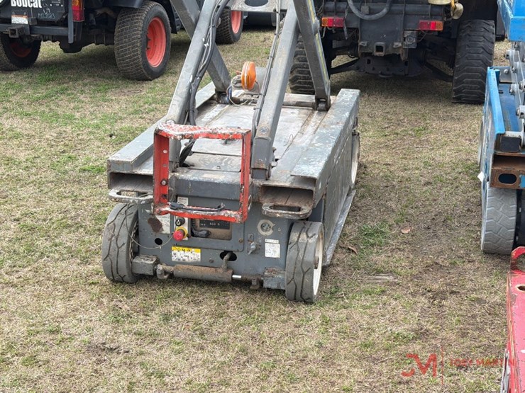 2013-skyjack-sjiii3219-image-4