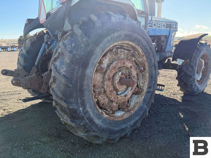 ford-tractor-image-35