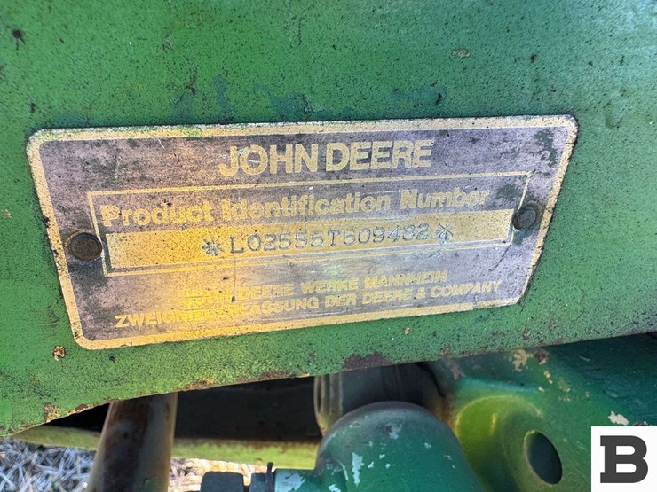 john-deere-2555-image-29