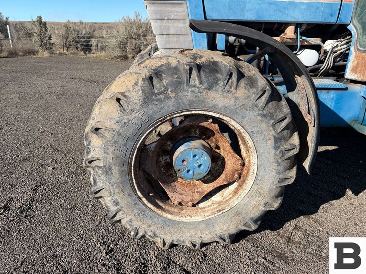 ford-tractor-image-12