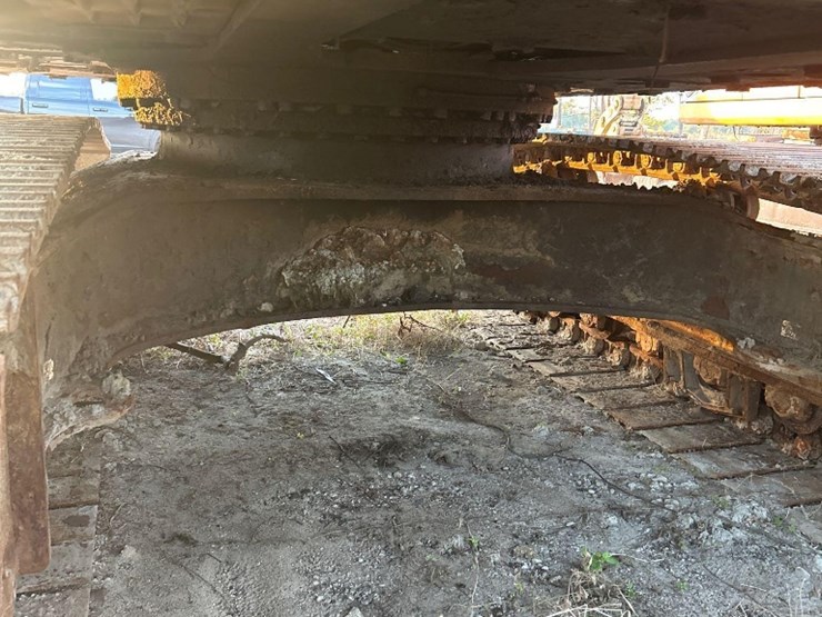 2013-volvo-ec300d-lr-image-5