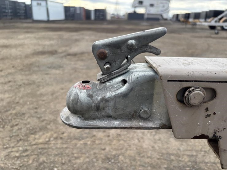 2006-unknown-trailer-image-42