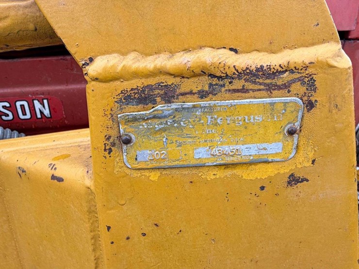 massey-ferguson-65-image-15