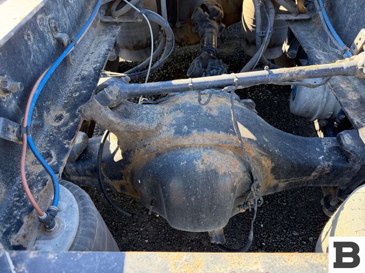 2019-freightliner-cascadia-126-image-29