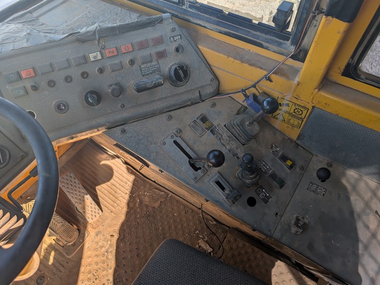 1998-volvo-a25c-image-12