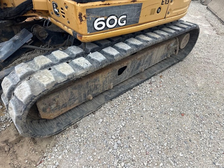 2014-deere-60g-image-15